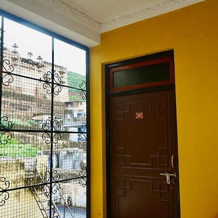 ホテル Haveli Katkoun Būndi エクステリア 写真