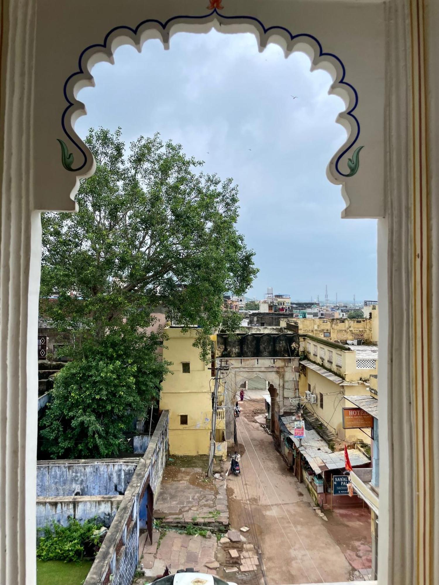 ホテル Haveli Katkoun Būndi エクステリア 写真