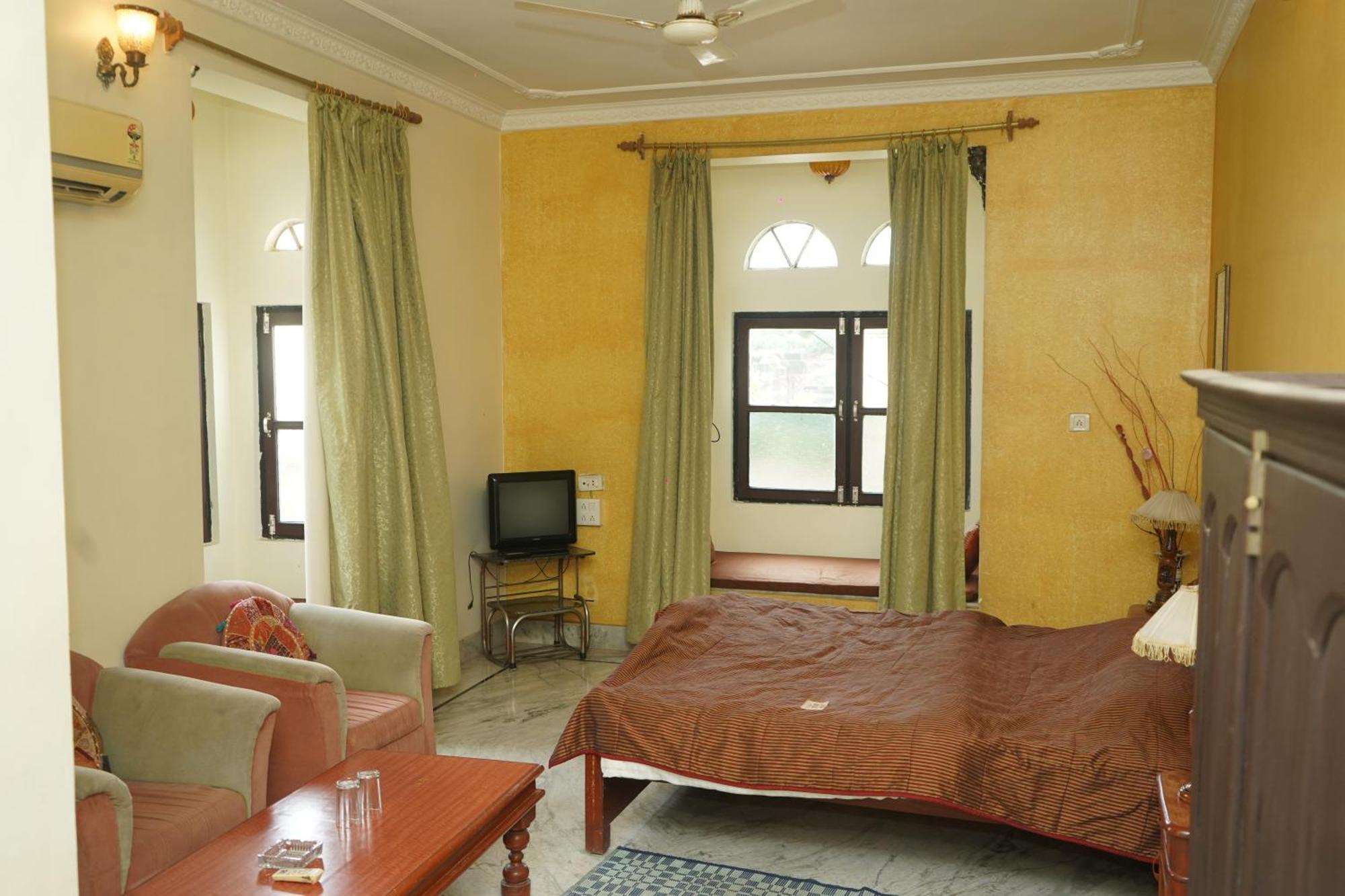 ホテル Haveli Katkoun Būndi エクステリア 写真