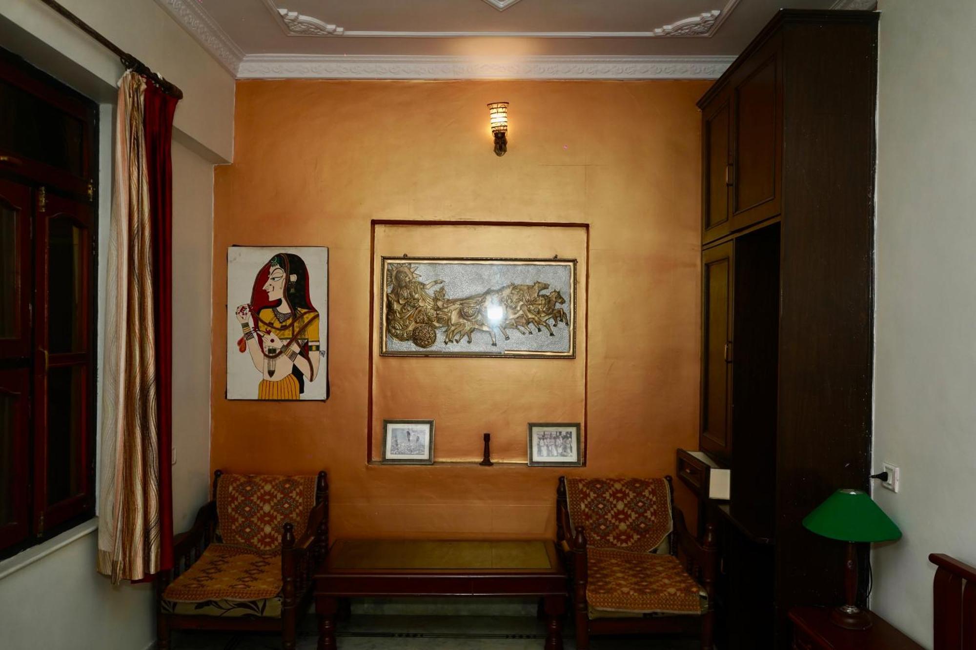 ホテル Haveli Katkoun Būndi エクステリア 写真